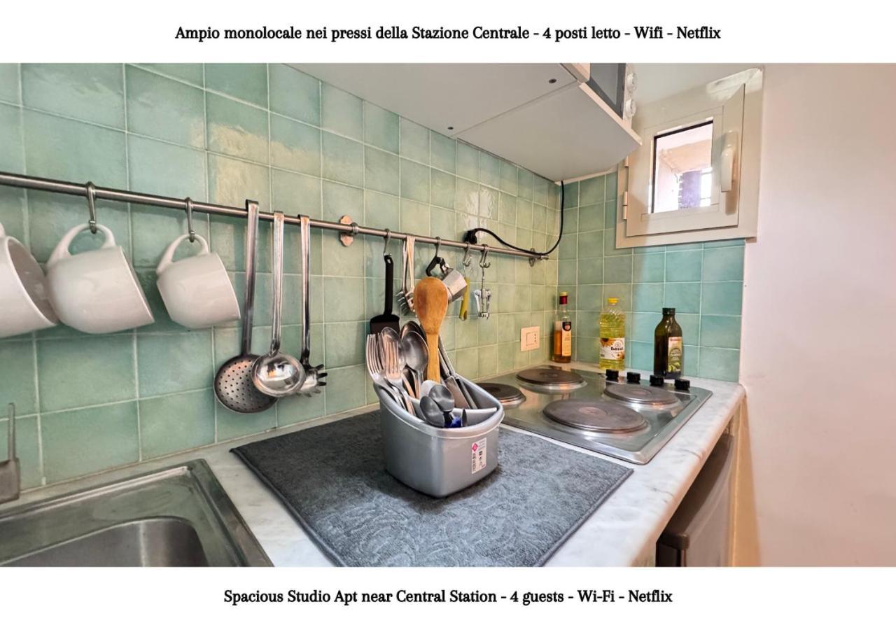 Metro Garibaldi - Loft Con Wifi E 4 Posti Letto Presso La Stazione Centrale Di Napoli Eksteriør bilde